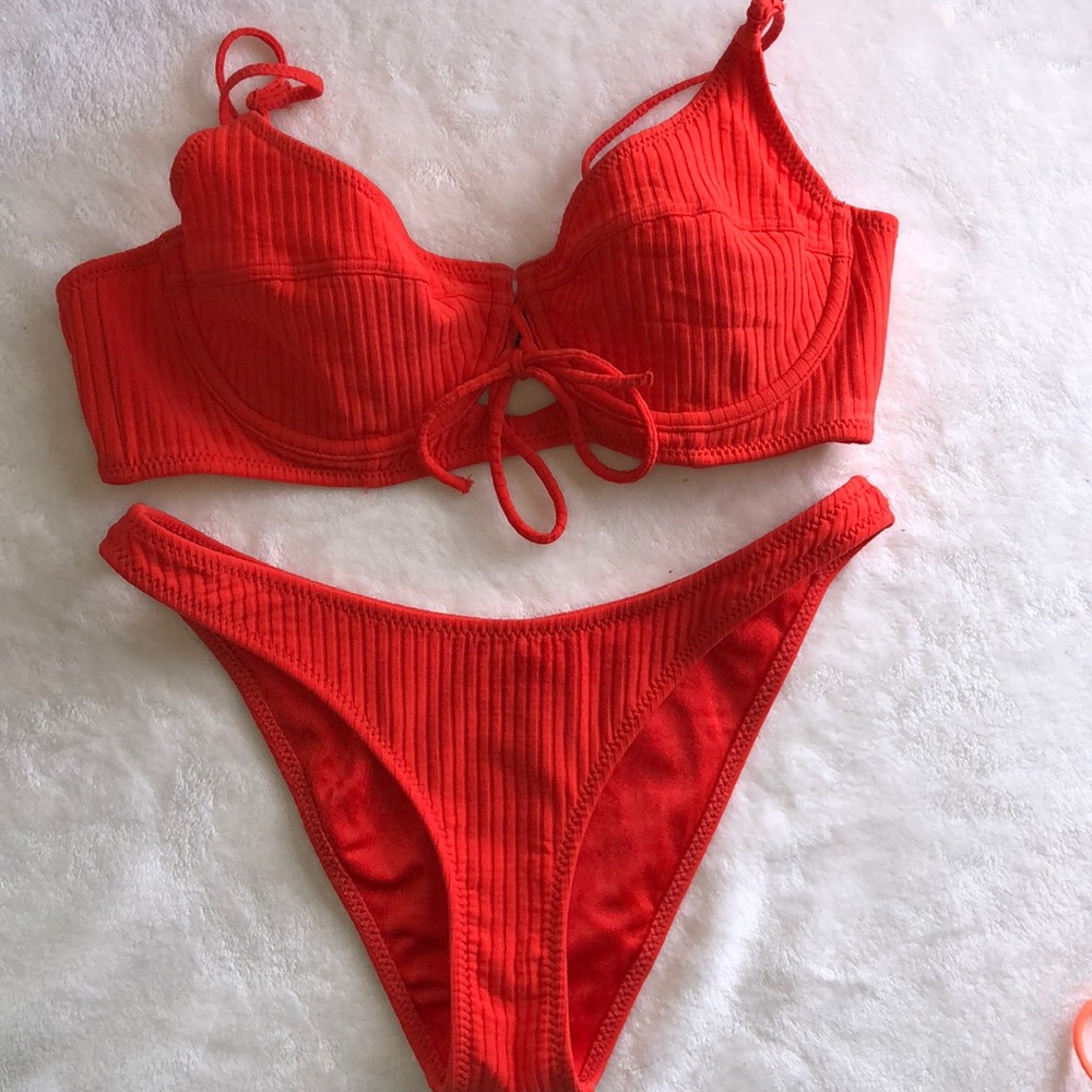 Triangl Bikini NWOT Sz Small With Neoprene Clutch